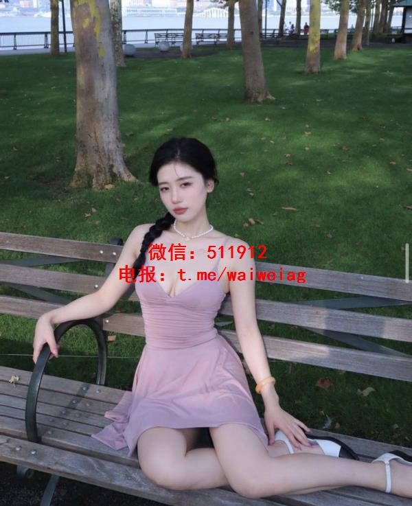 多才多艺留学生安晶