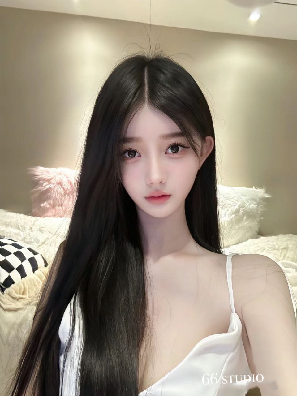 清纯女神范乐依