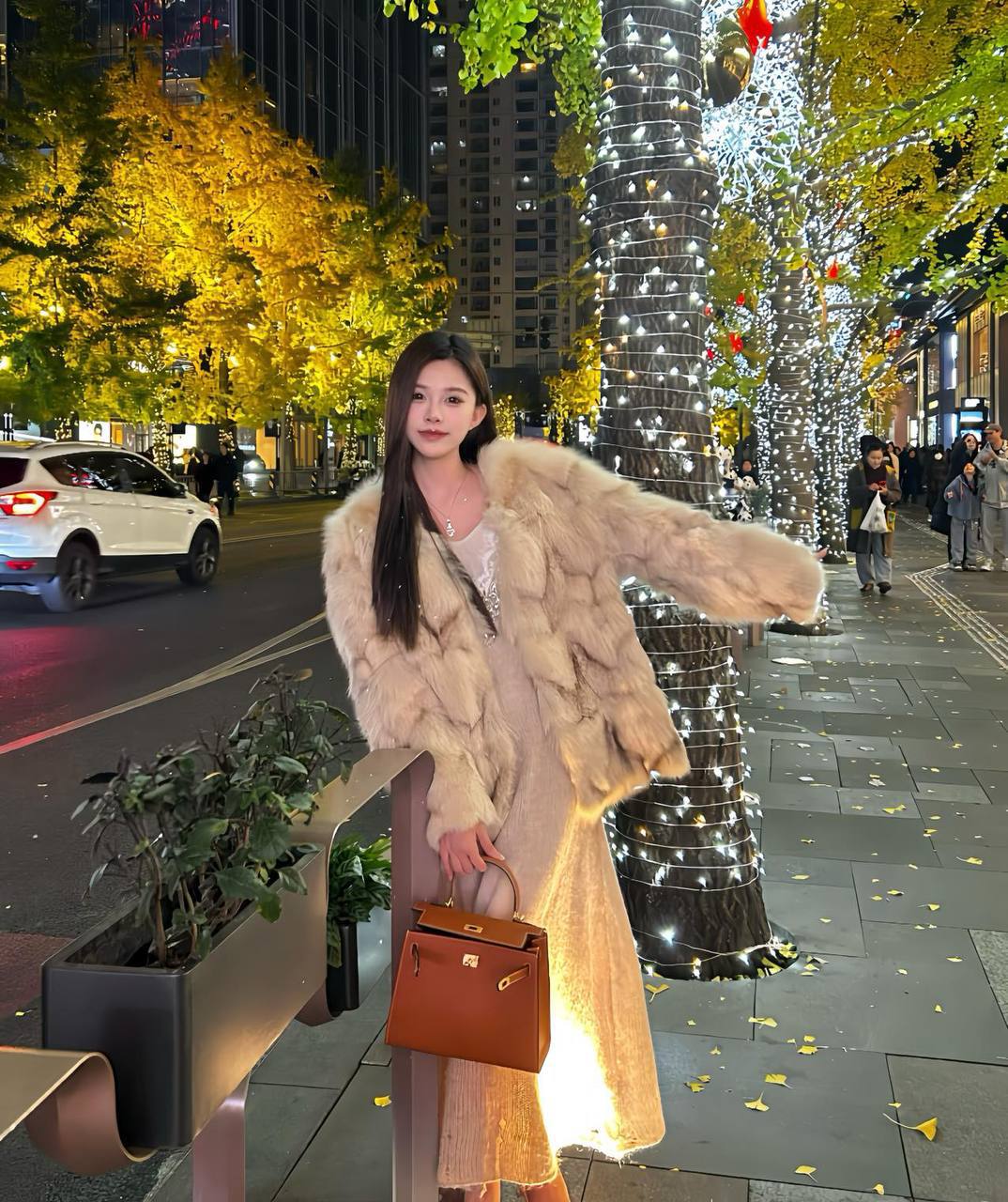 顶级气质女神余妍