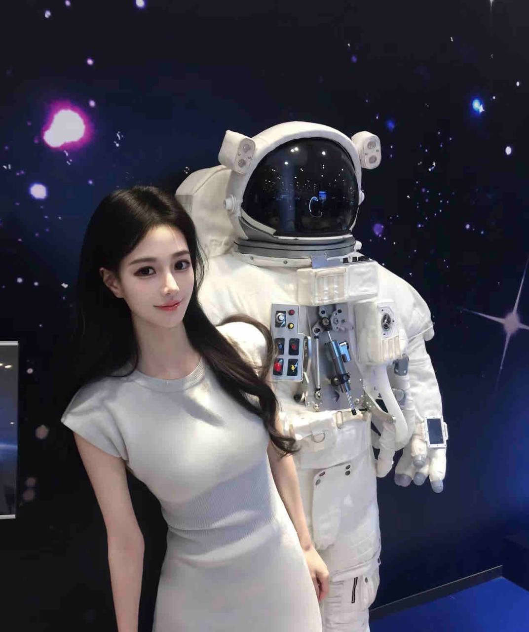 经济学专业学生婉兮