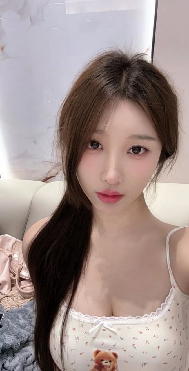曲线诱人身材明慧