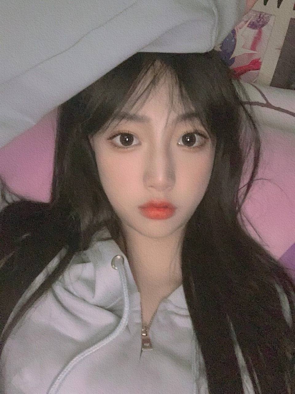 清纯可爱的小女友妍悦