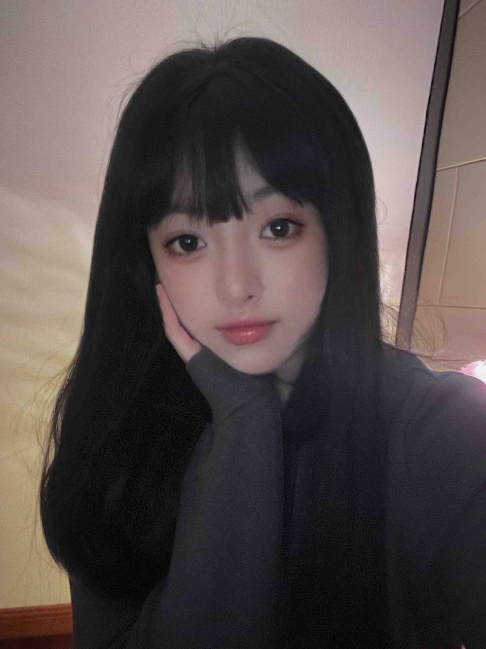 清纯可爱的小女友妍悦