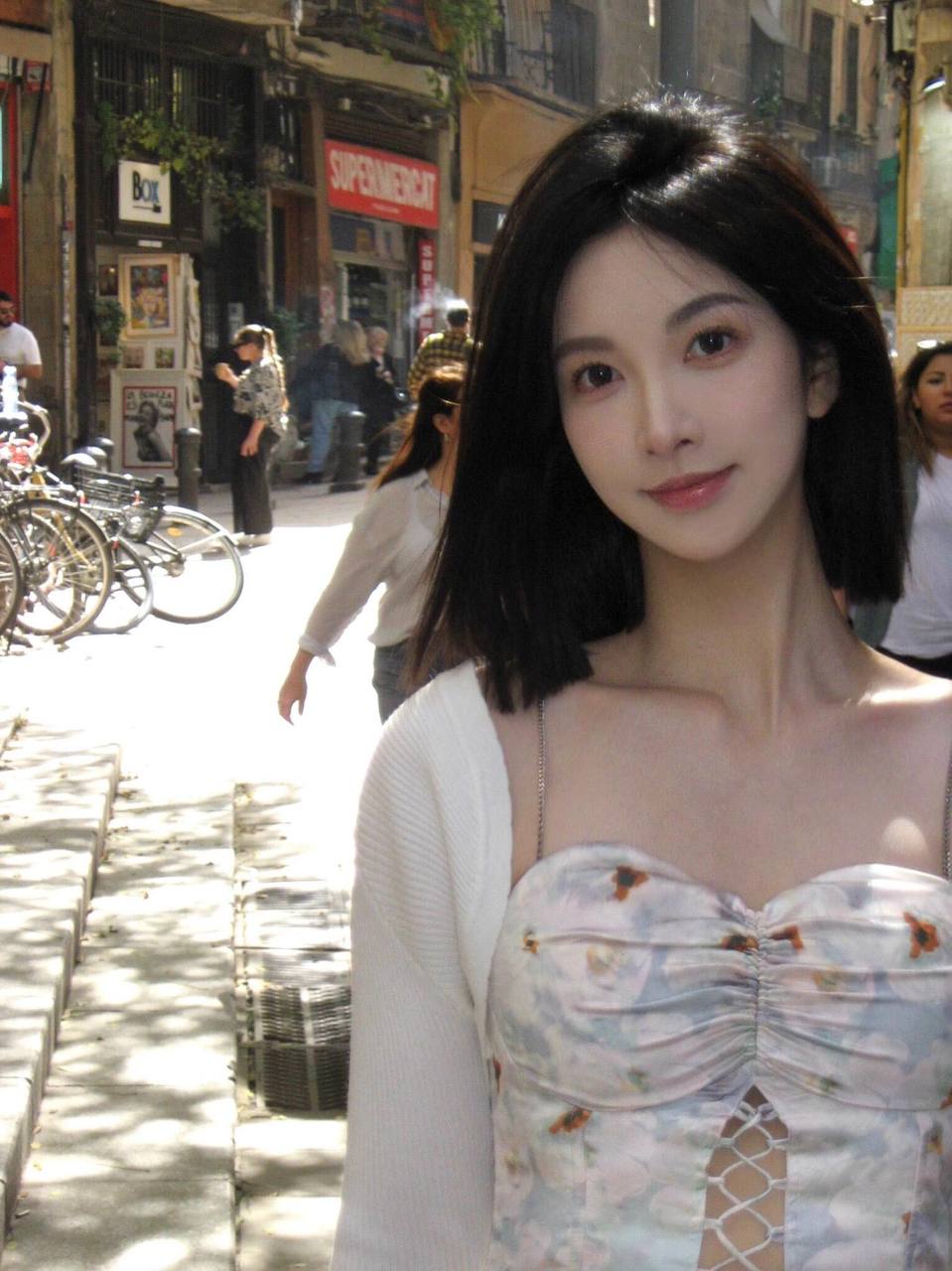 优雅气质短发御姐璇妍