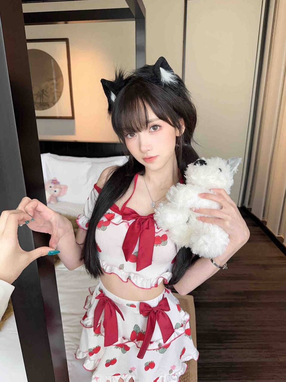 俏皮精致脸玥芯