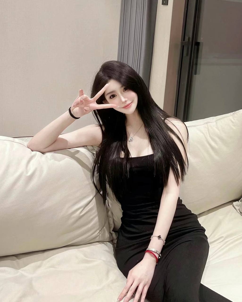 艺术学院在读Bryn