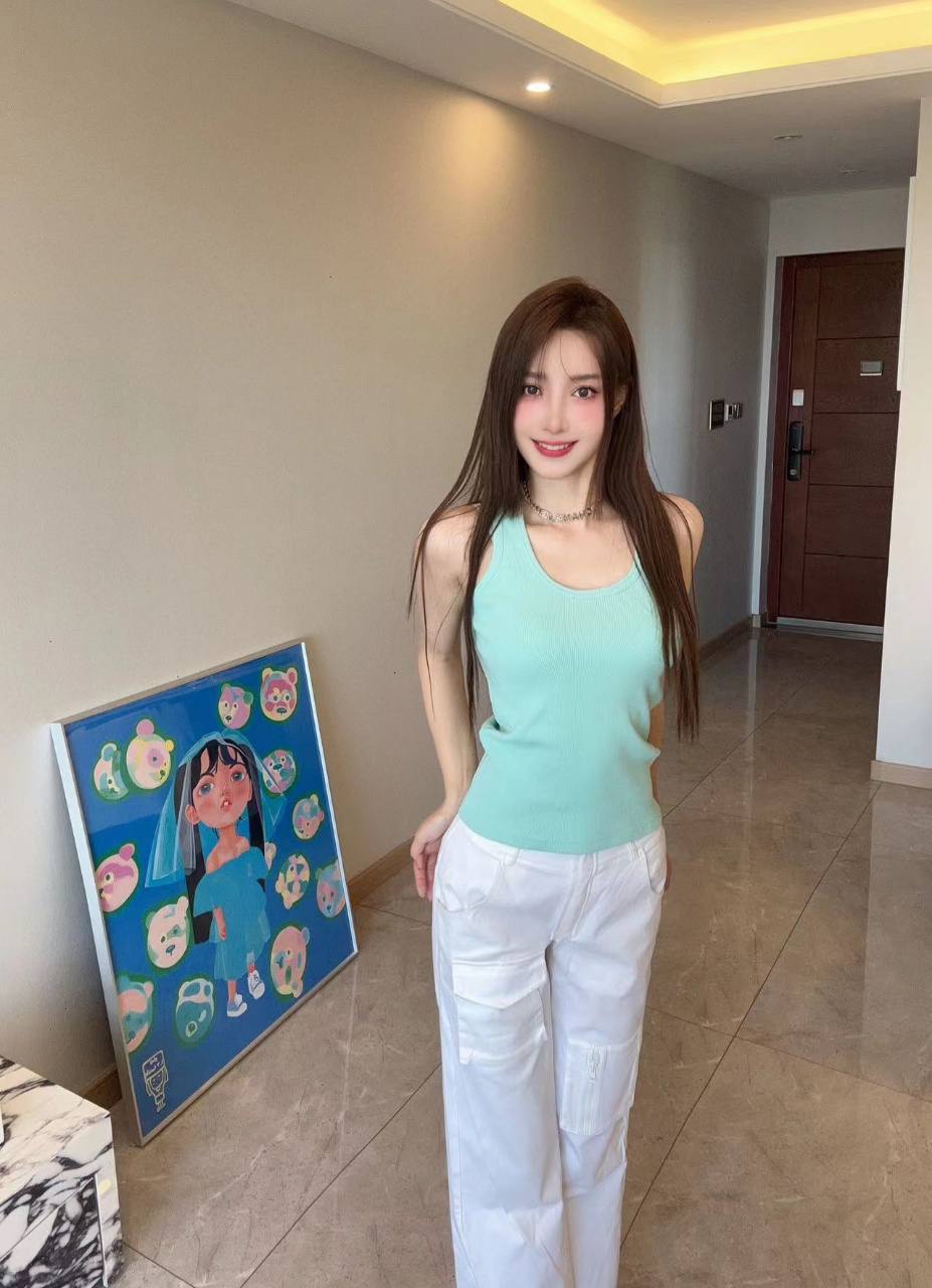 艺术学院留学生心韵