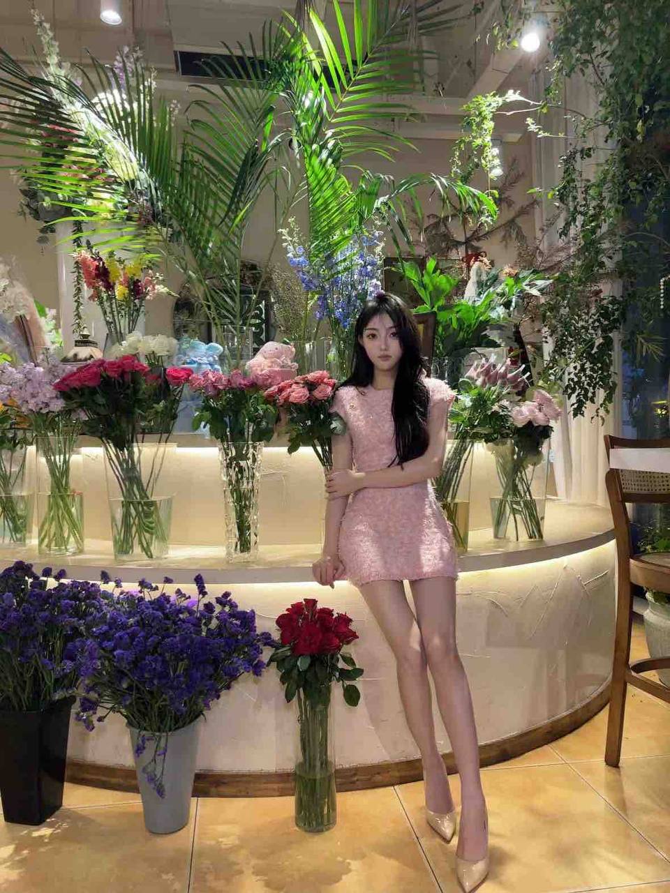 气质出众女友允萌