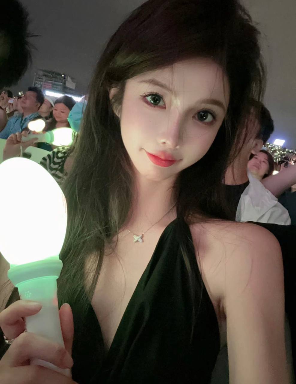温婉大方气质玖玖