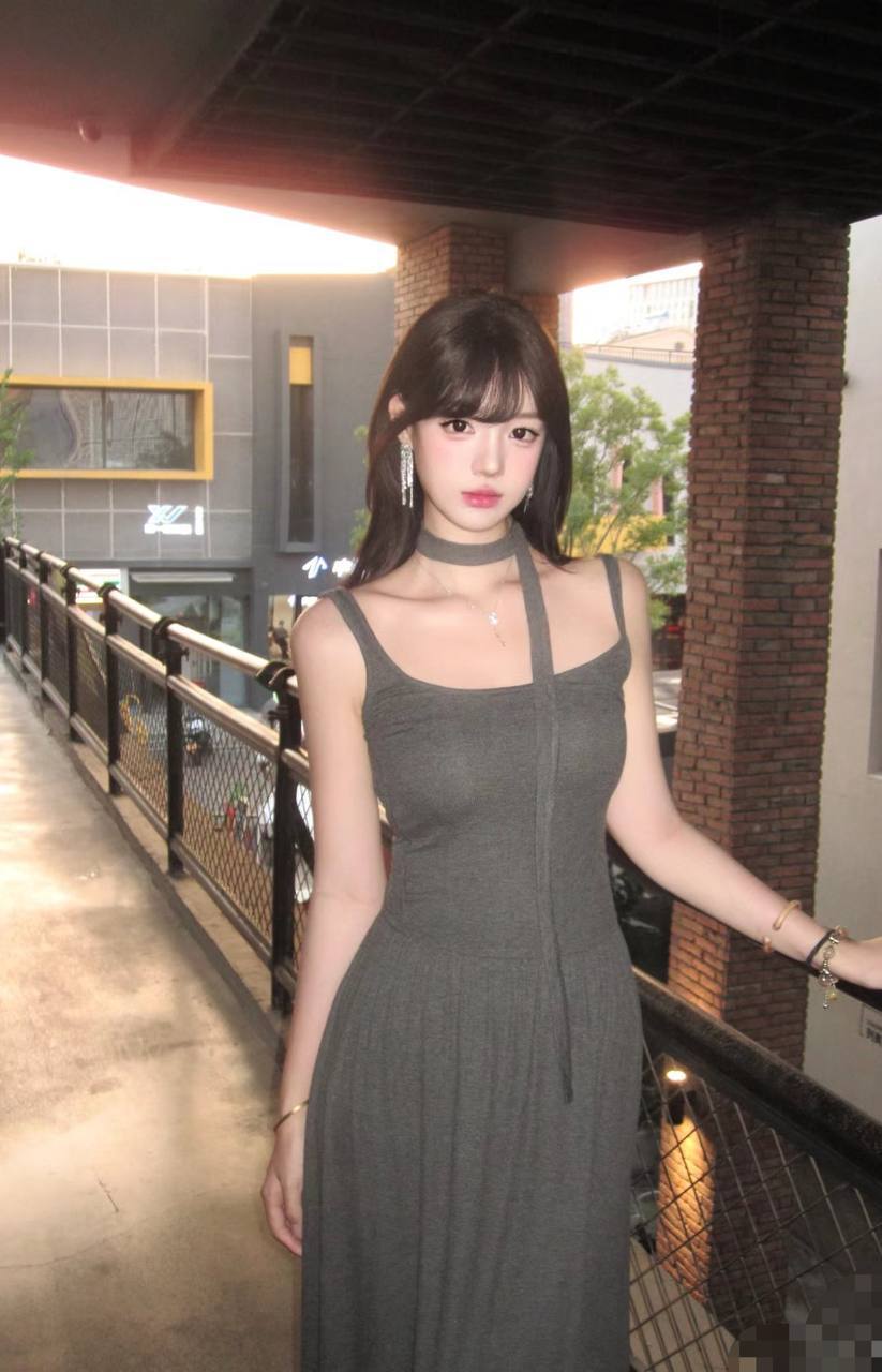 洋气精致学妹阳奕