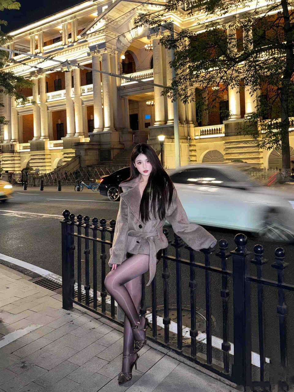 性感迷人毕业生乔玖儿