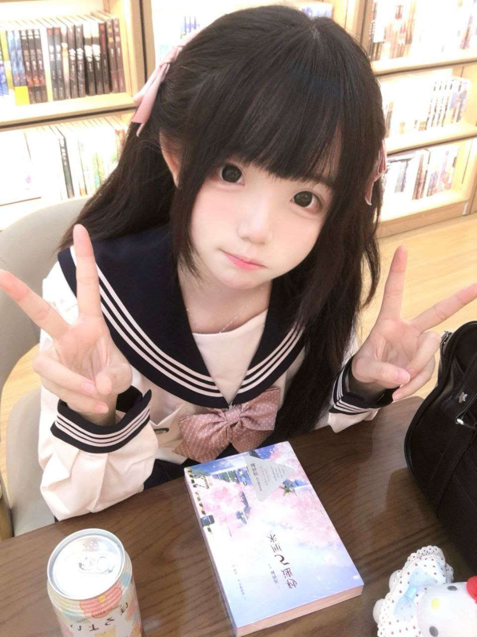 双马尾萝莉Alma