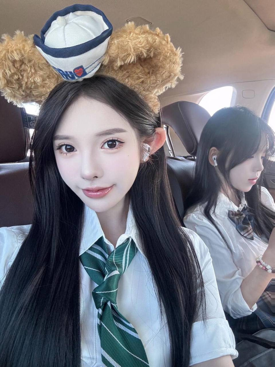 学院风美女茜娜