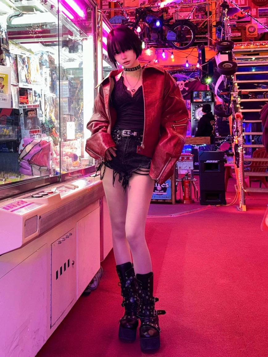 短发辣妹风倪妮