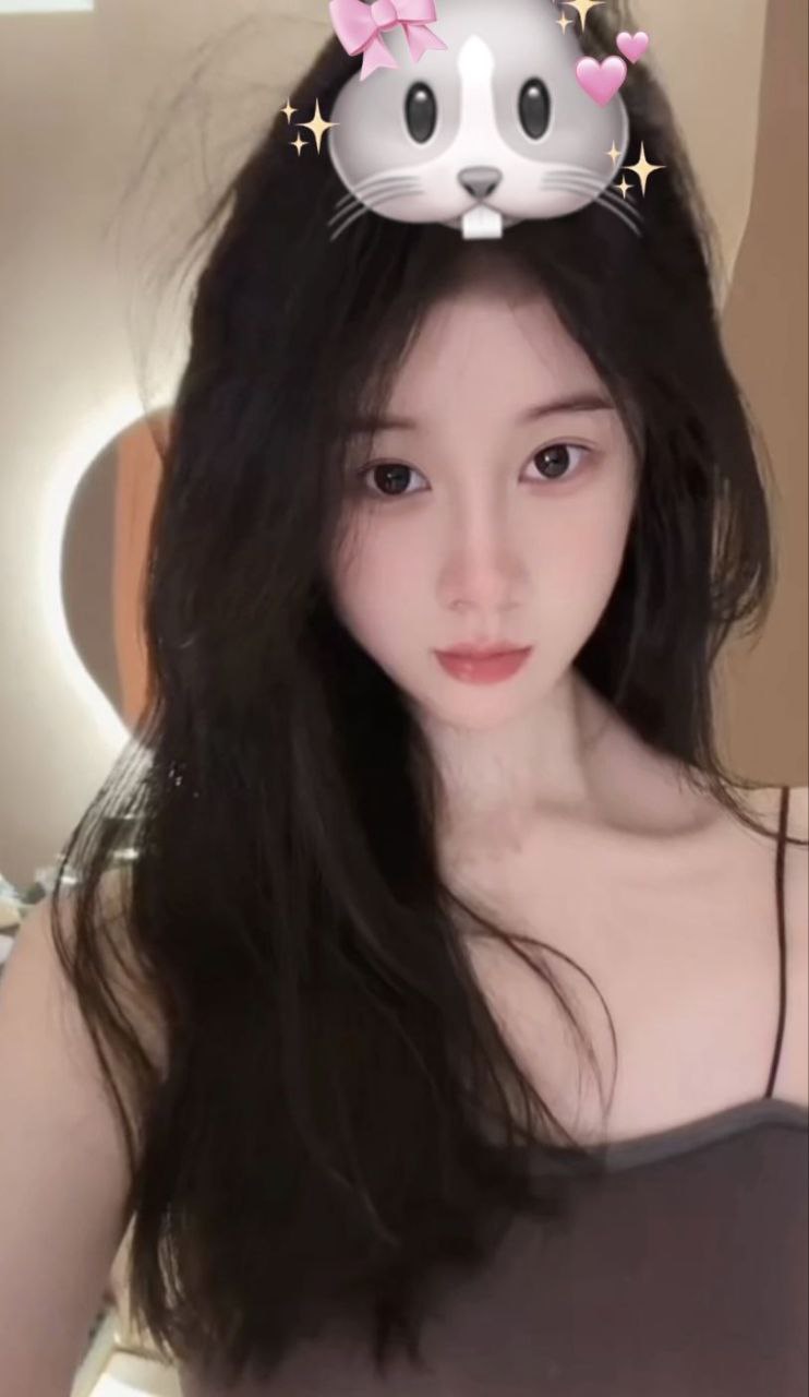 古灵精怪小女友韵茵