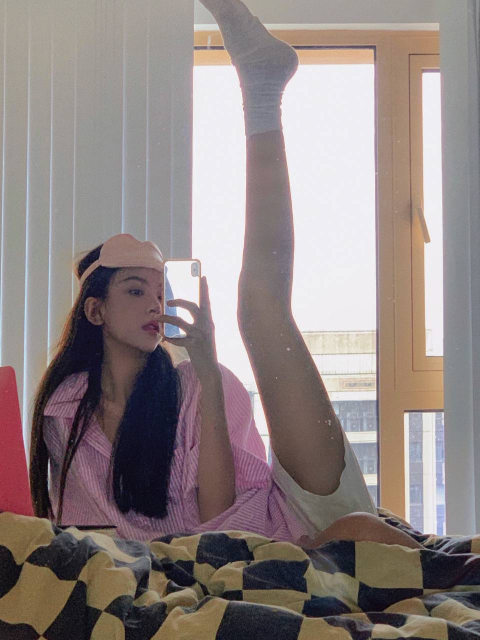 清冷纯欲感小梦含