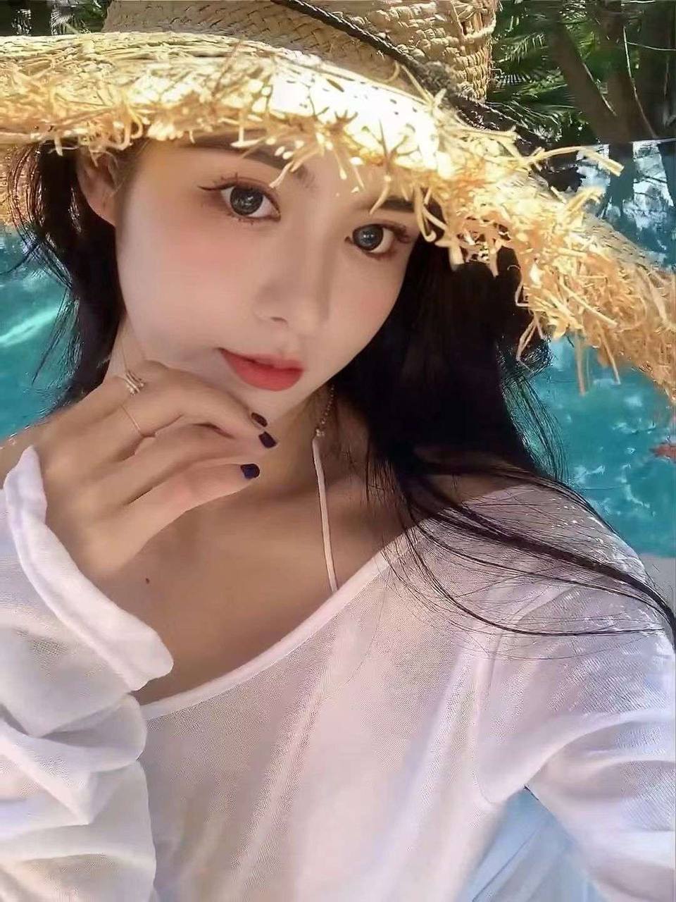 环球小姐模特Niris