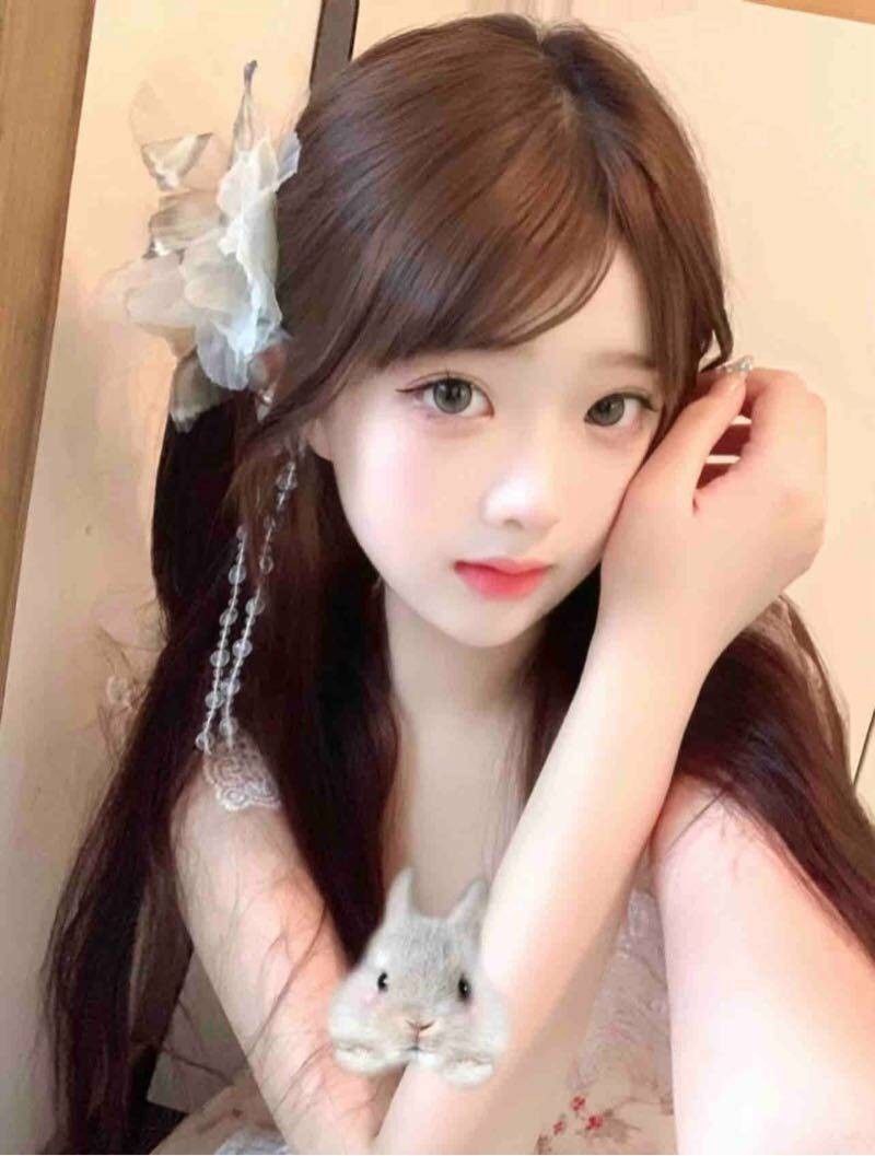 软萌温柔萝莉小纭