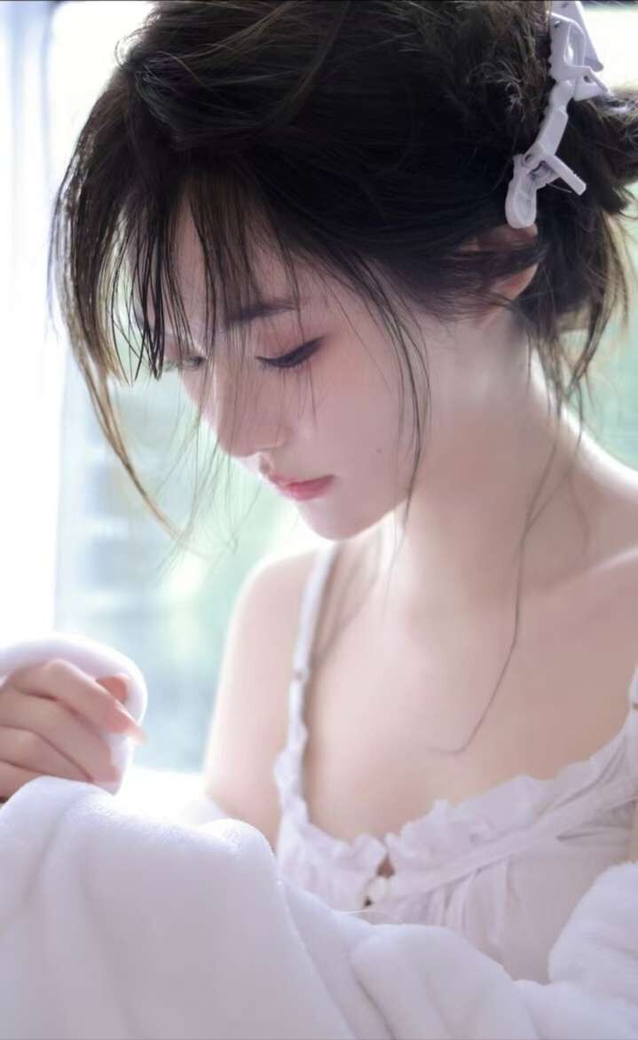 清纯美少女琪蓉