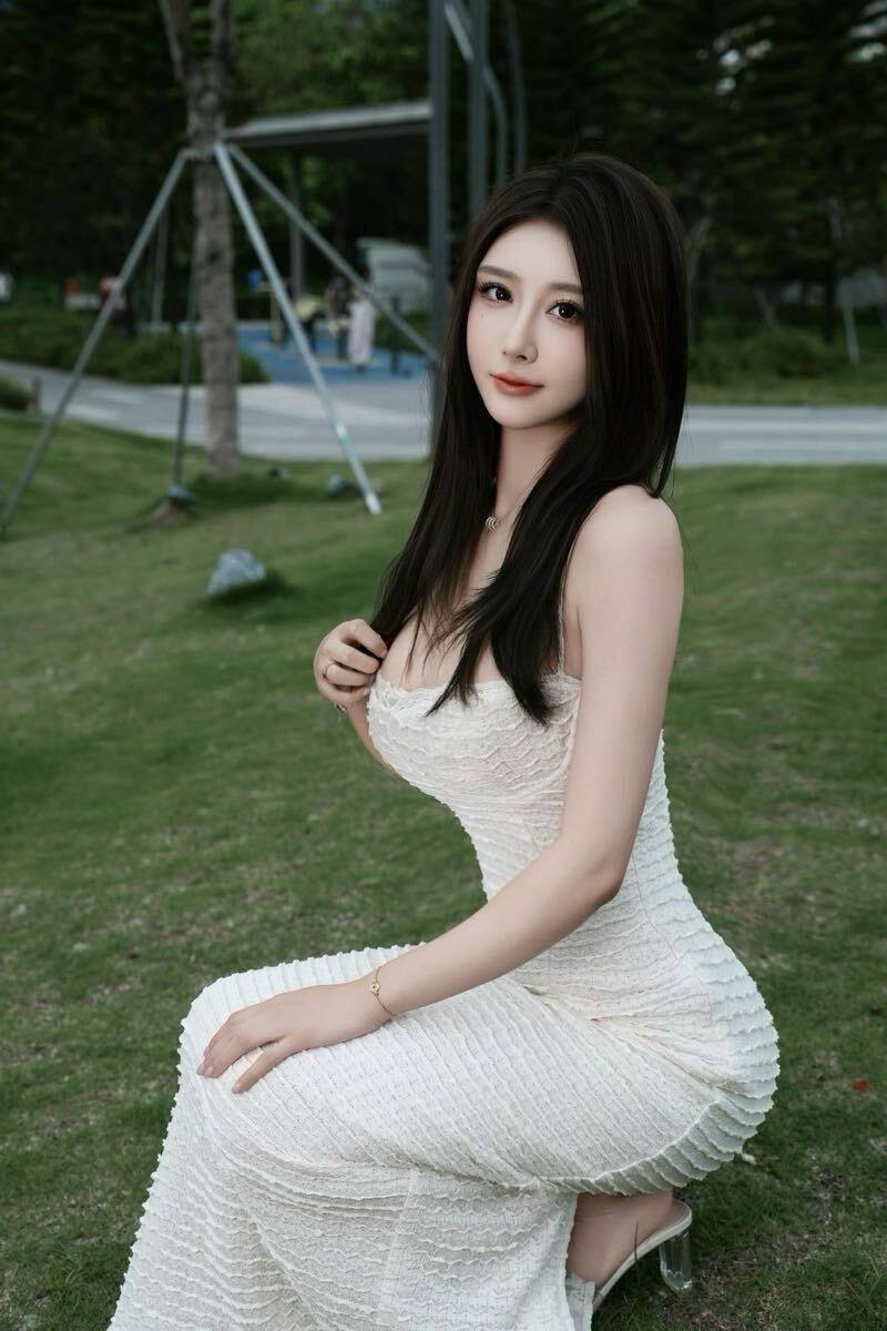 轻熟风格白领苏安娜