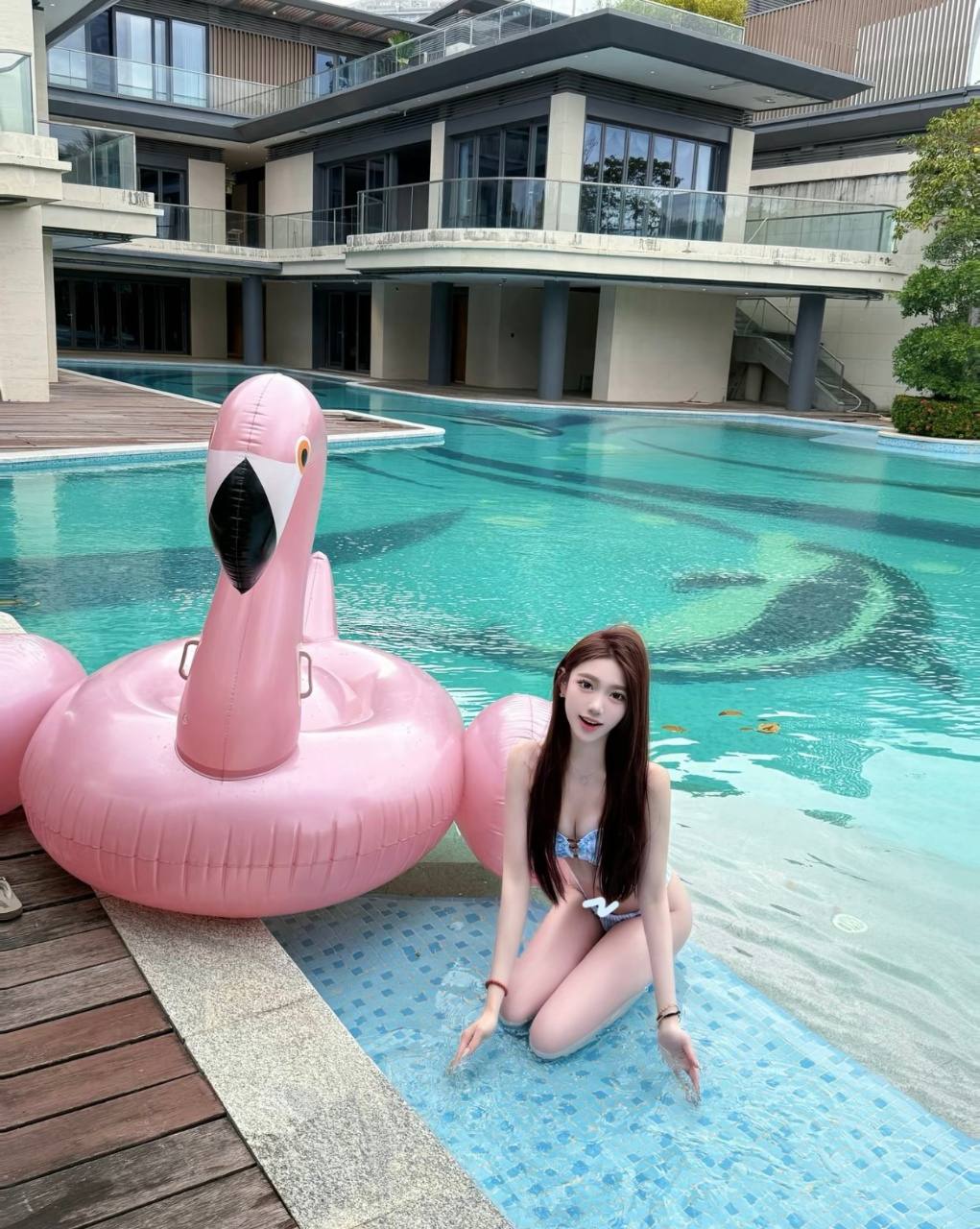 粘人小美女苏沫