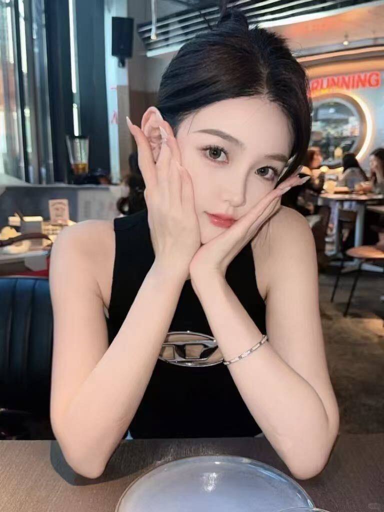 可甜可撩Binna