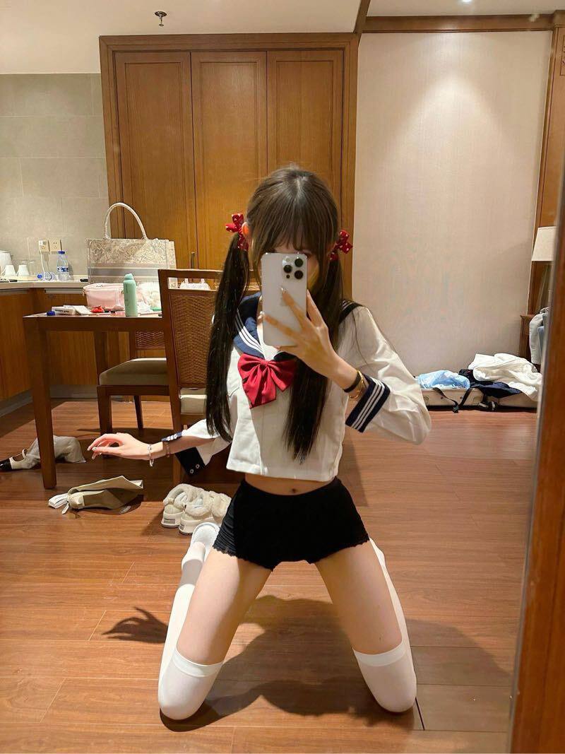 粉嫩少女苏宝儿