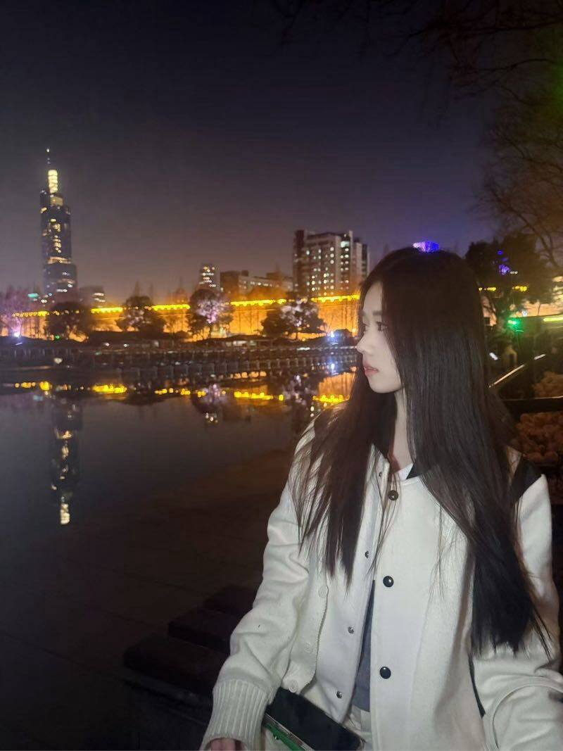 软萌系大学生哆哆