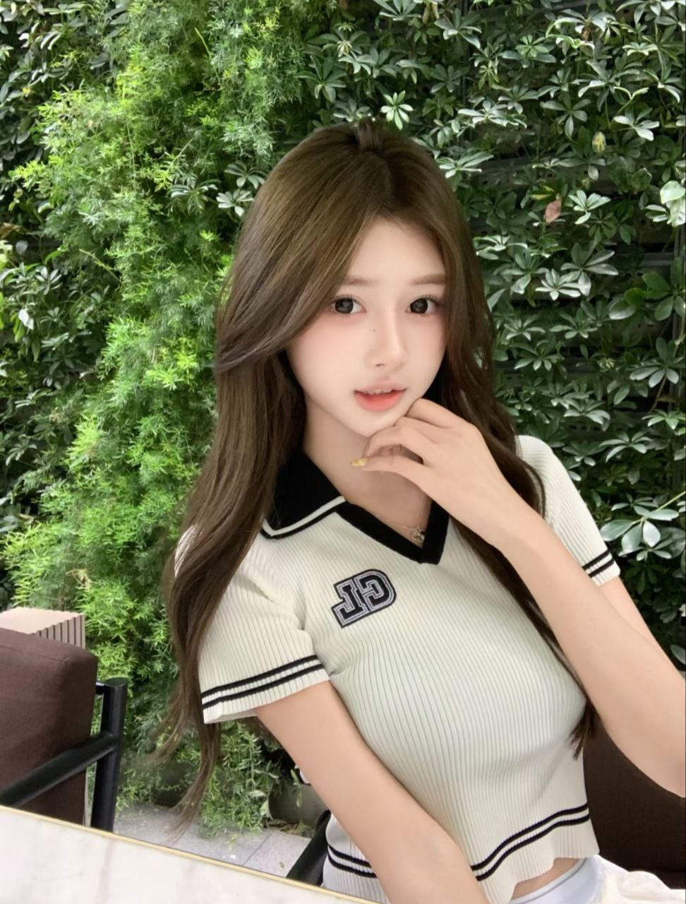 温柔勾魂学姐Orena