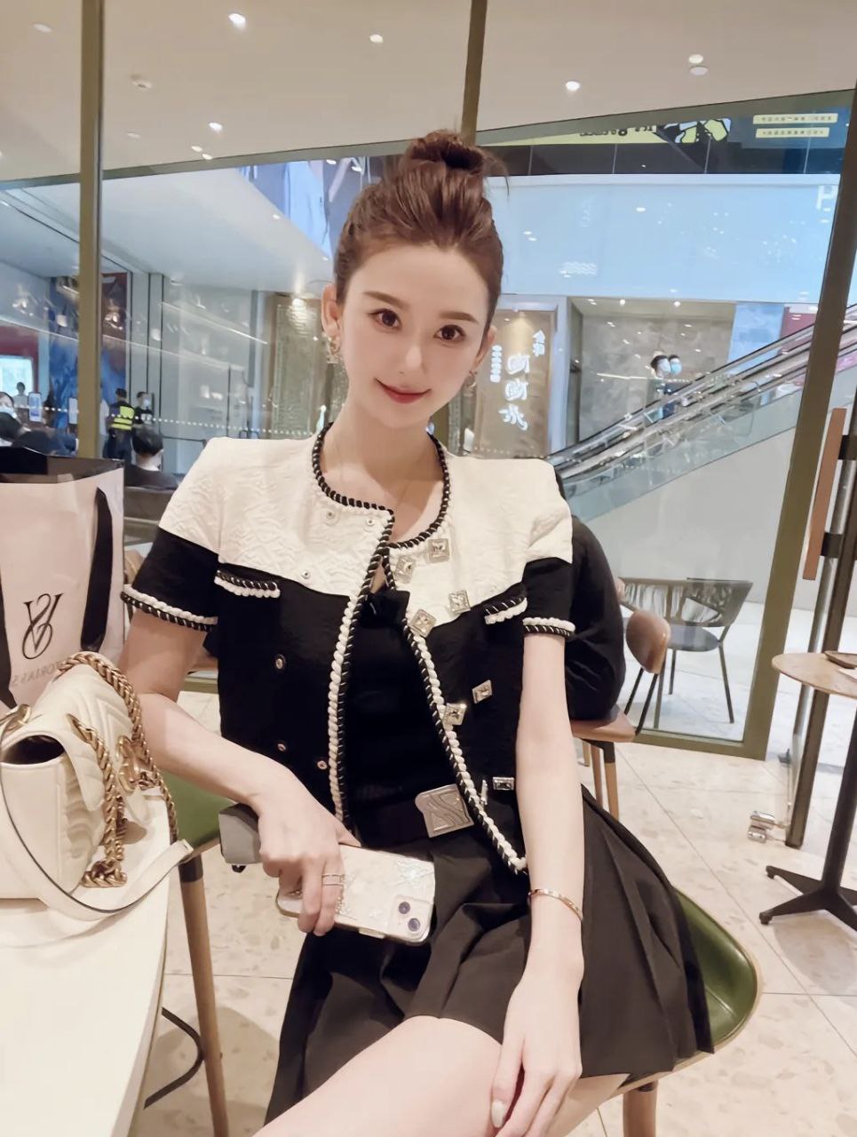 TikTok达人Halin