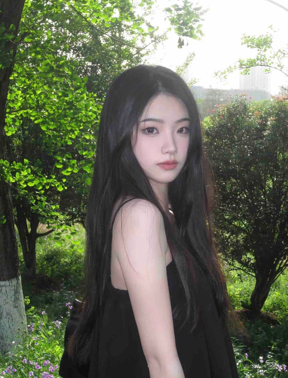 冷白皮在校生琪洛