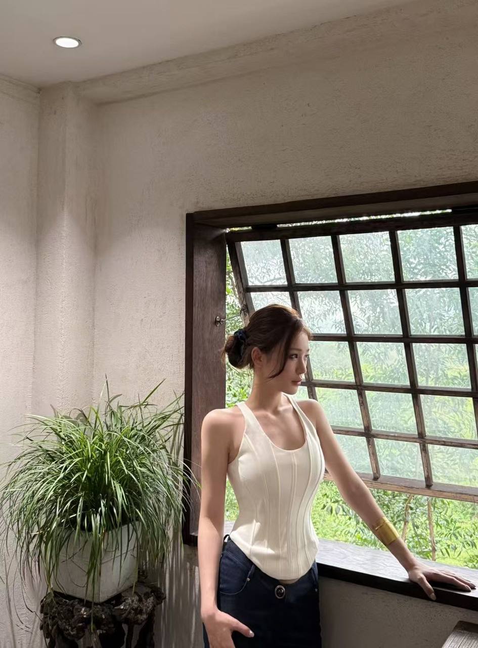 气质成熟御姐风Mavis