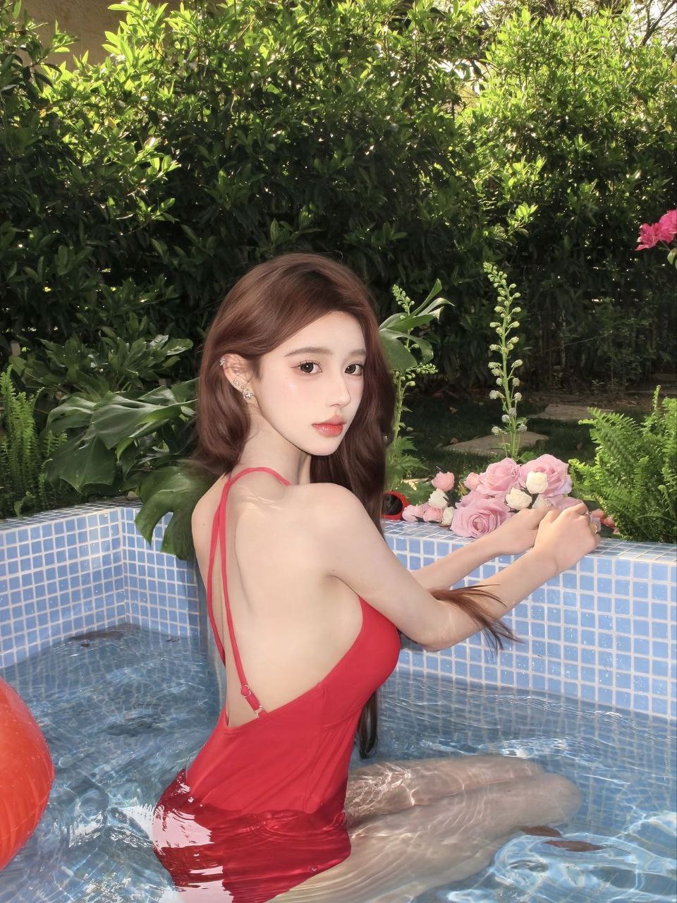 纤细身材小姐姐Jorja
