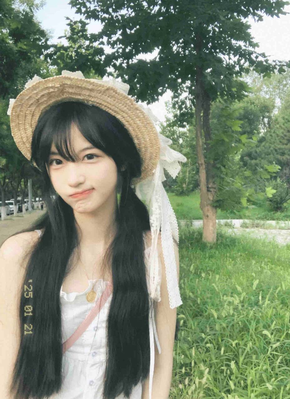 气质系甜美少女Olida