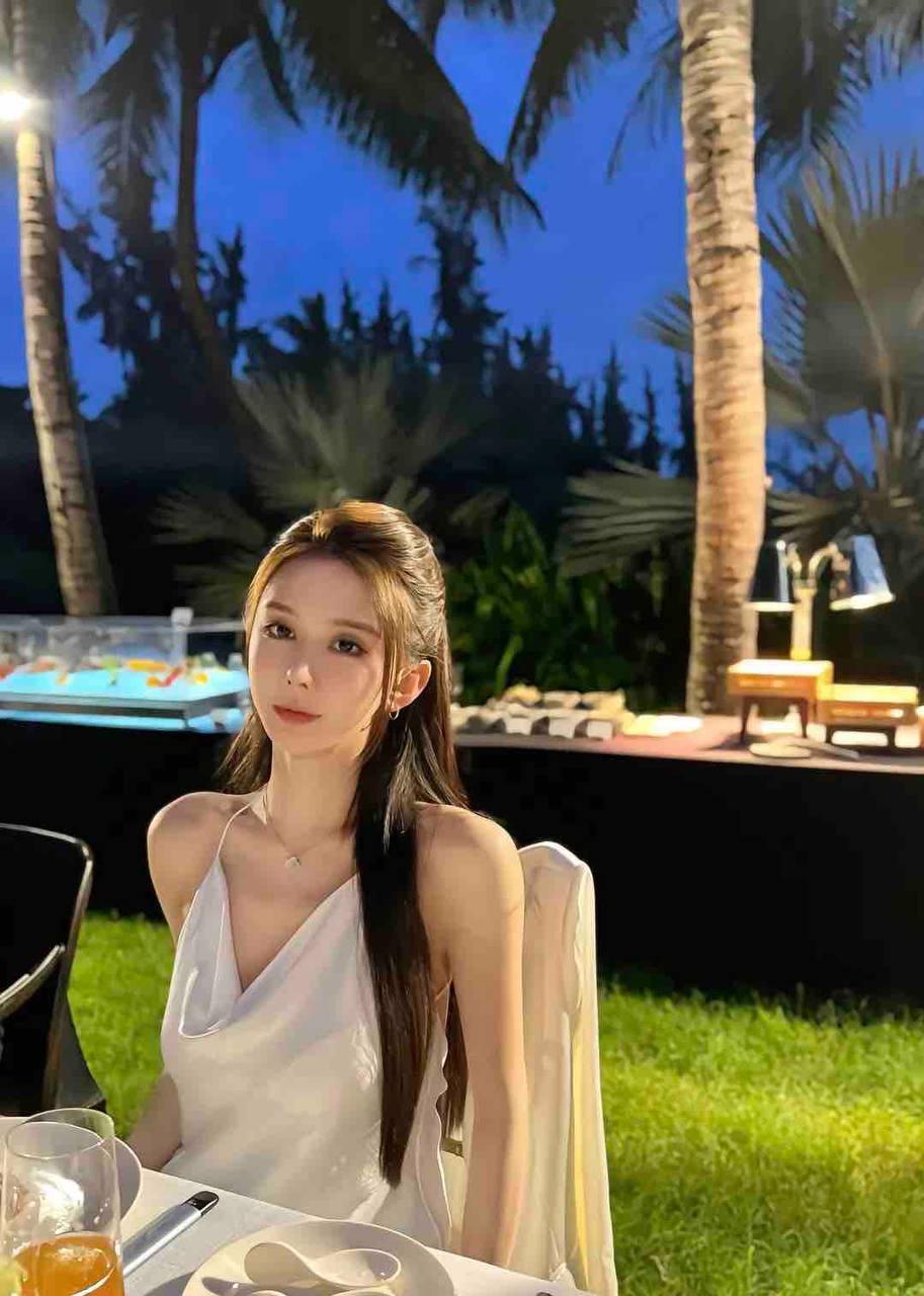 极品商务模特Arlen