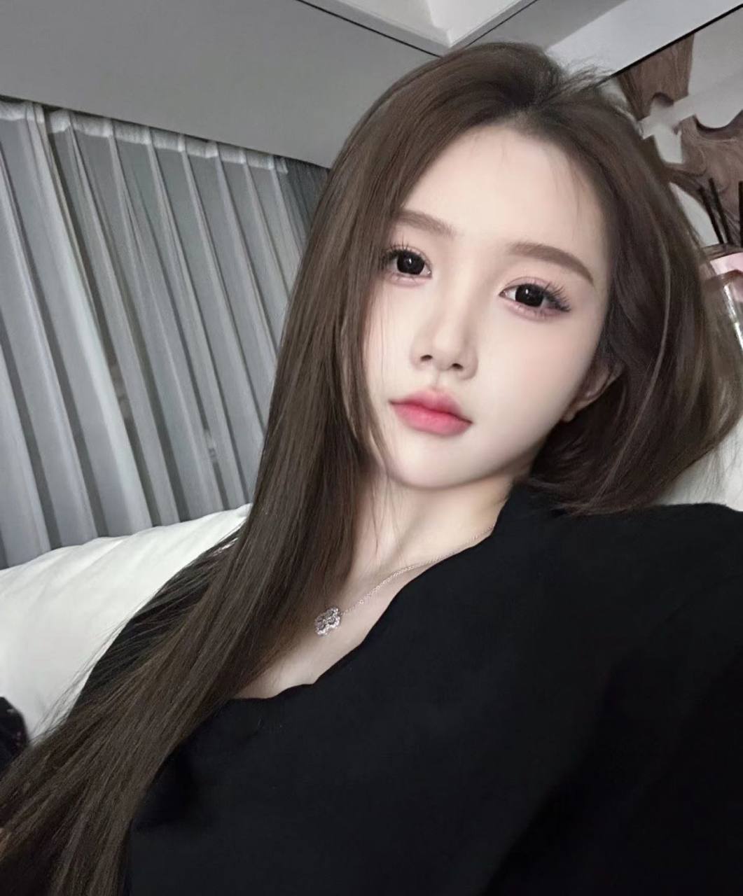 氛围感美人Taryn