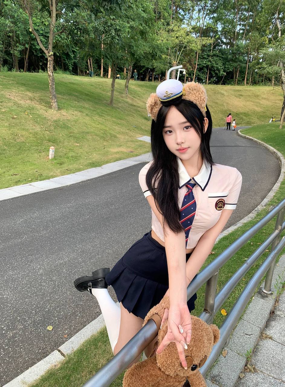 自然亲密感Ayrel