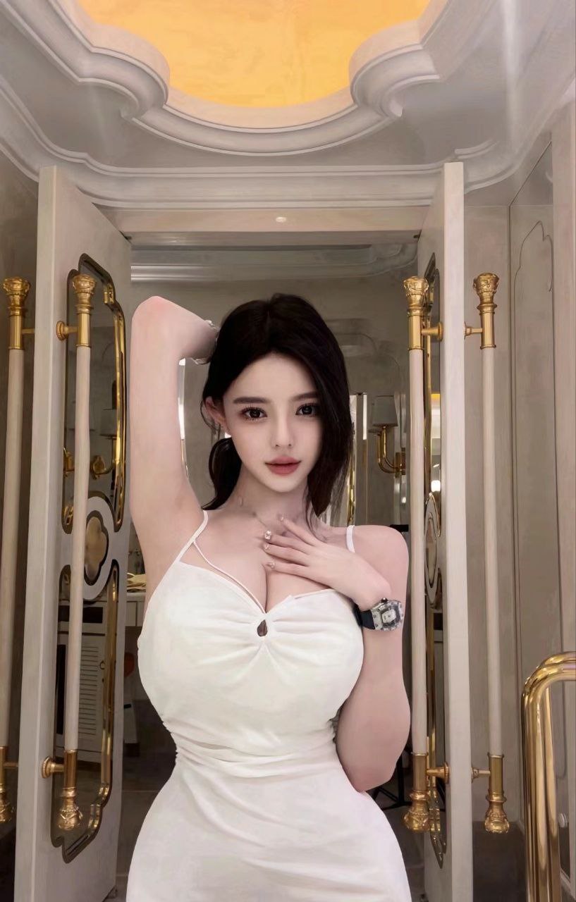 高端穿搭小姐姐Kelyn