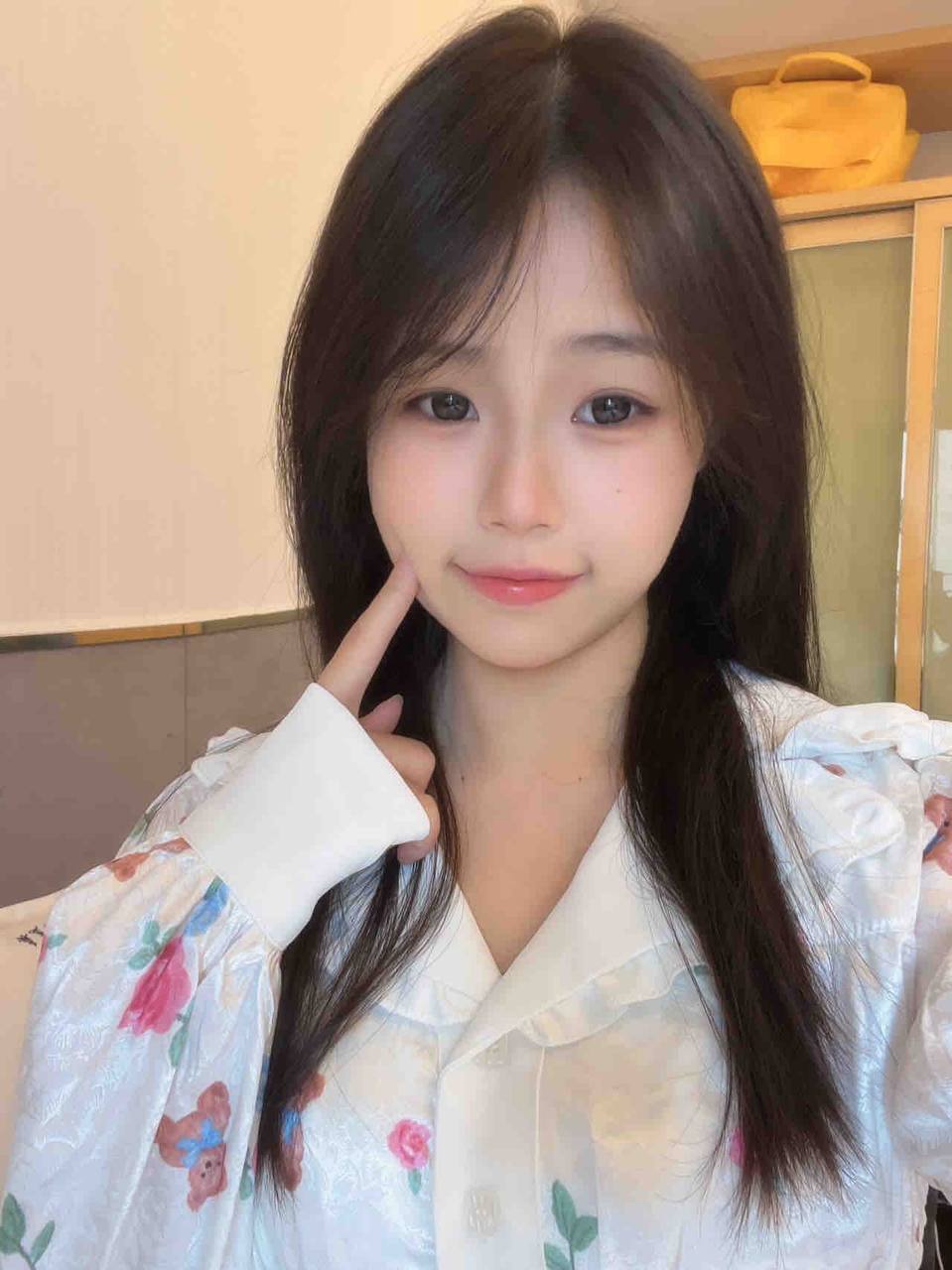 洋气貌美学妹欣姿