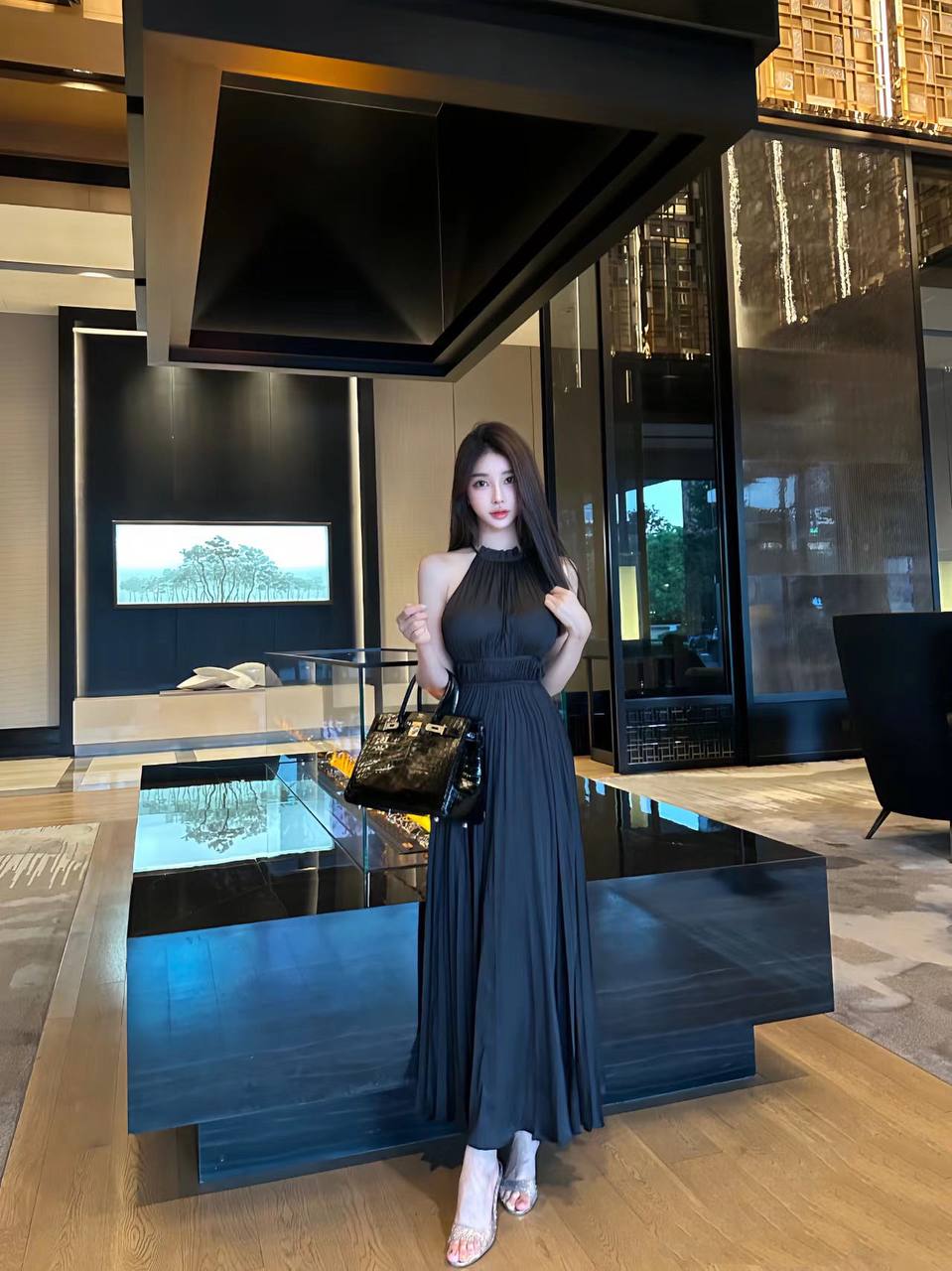 冷白纯欲感女神Aveny