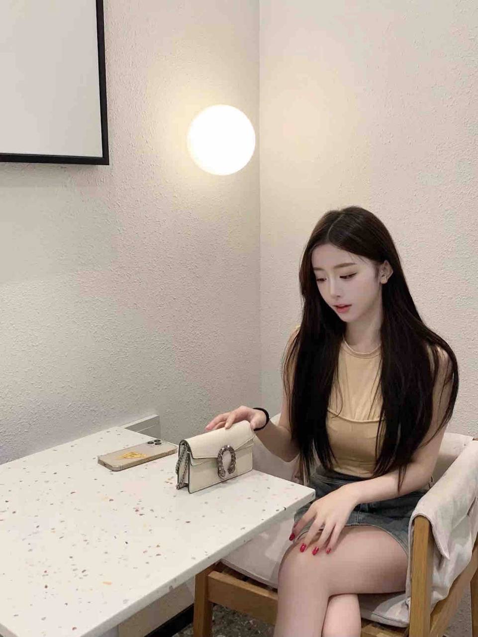 美术生学妹芯桐