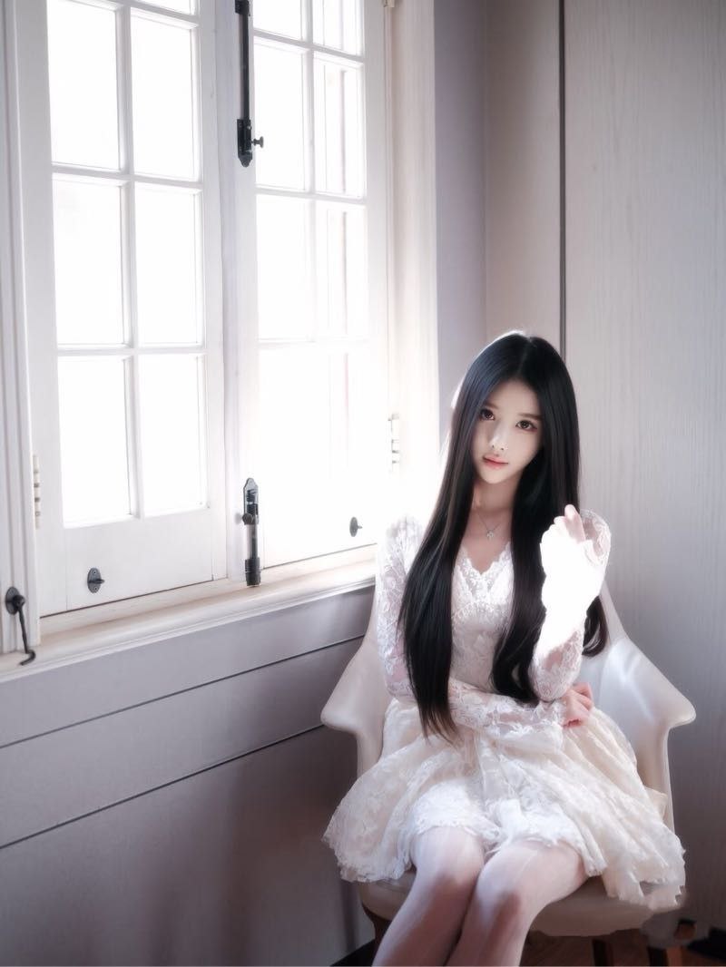 院校在读校花语婷