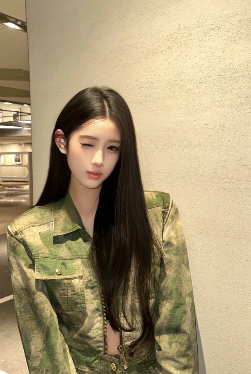 冷艳系美人依诺