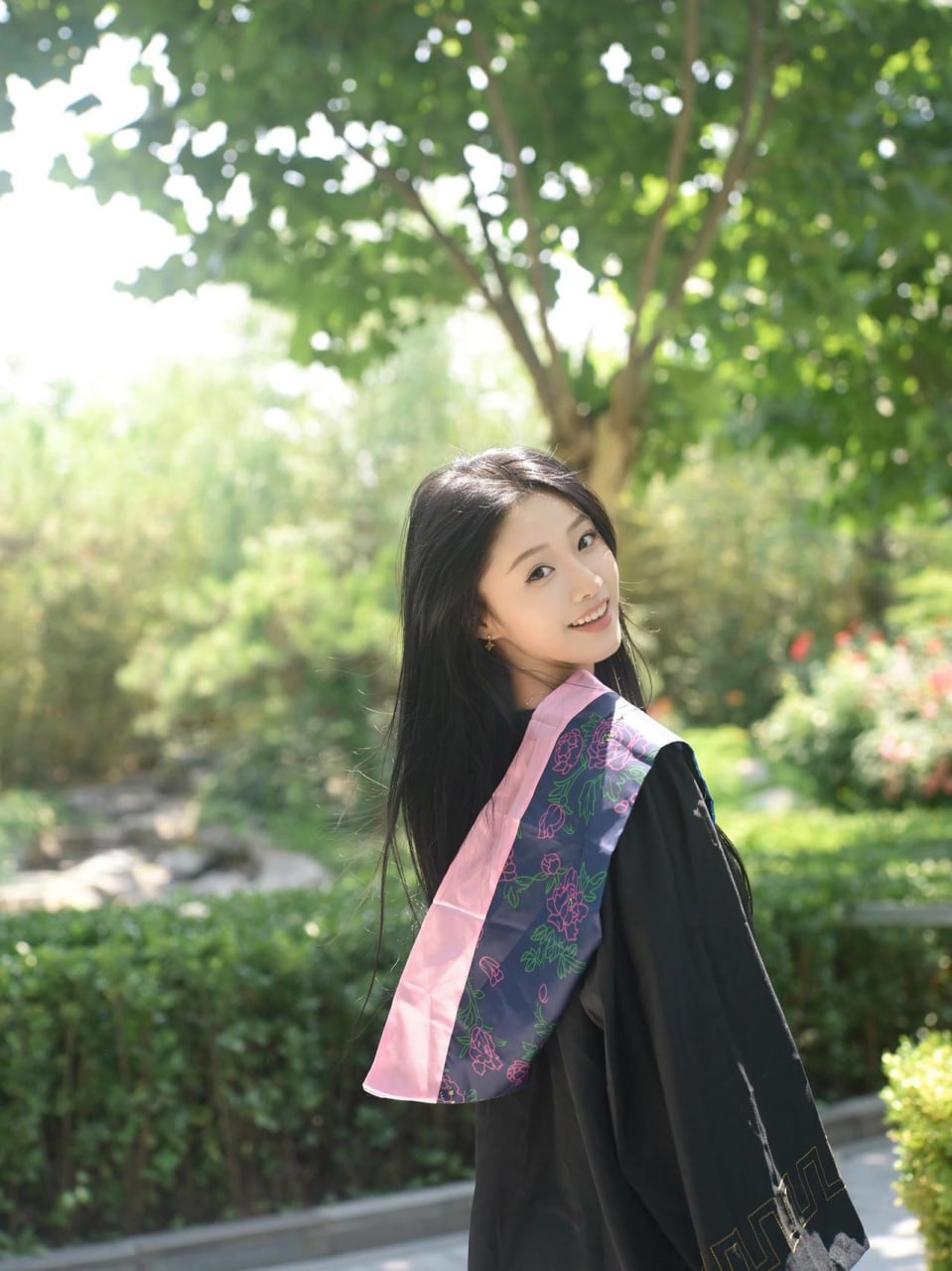 梨涡小甜妹Moren