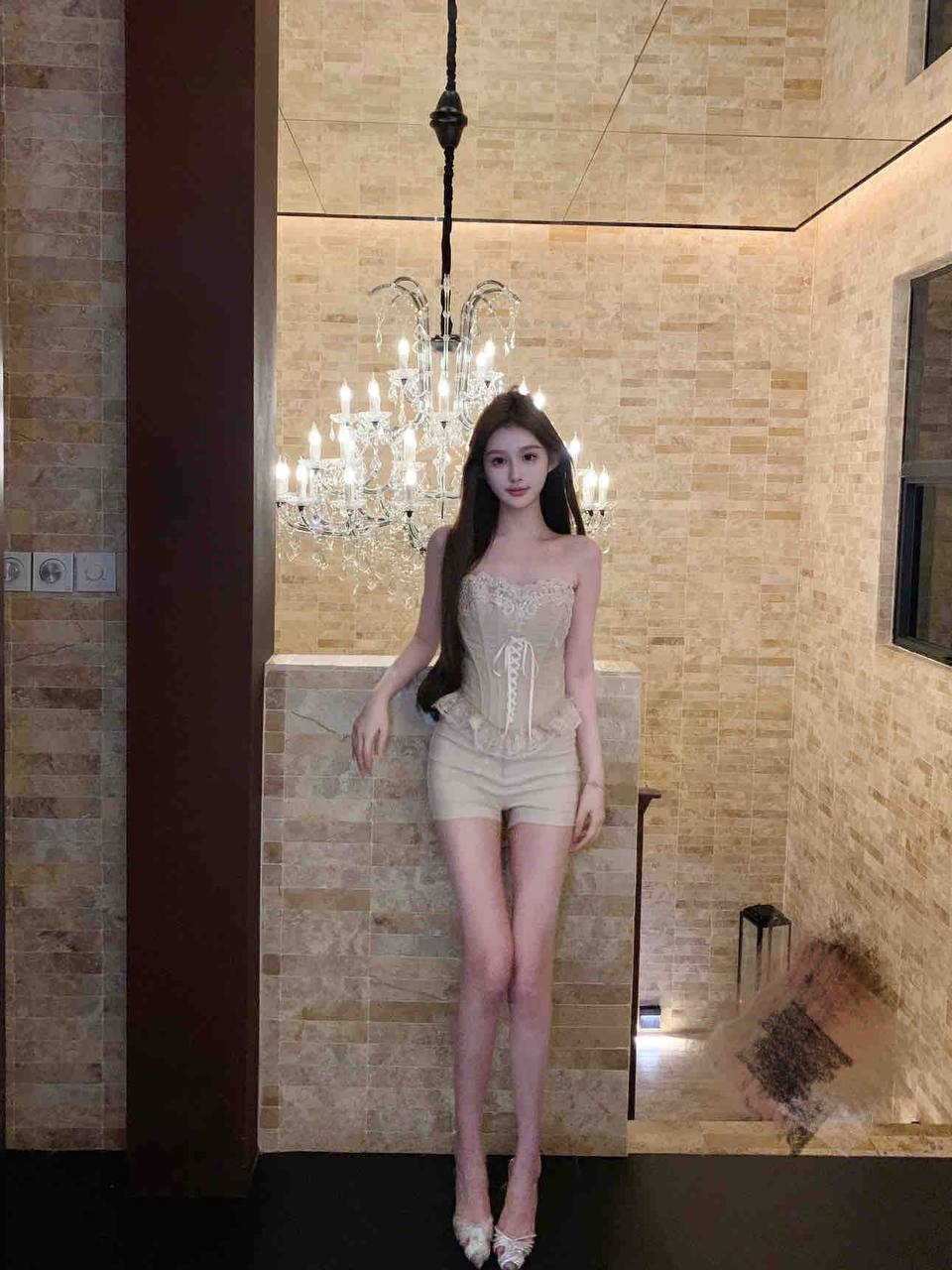 大长腿模特Loxen