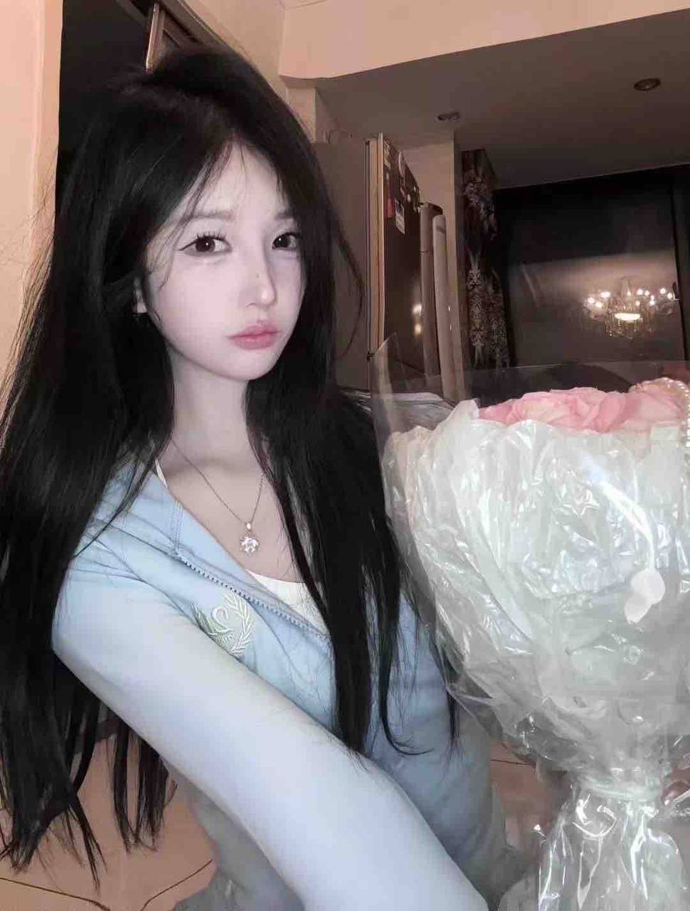 温和气质学姐Zorin