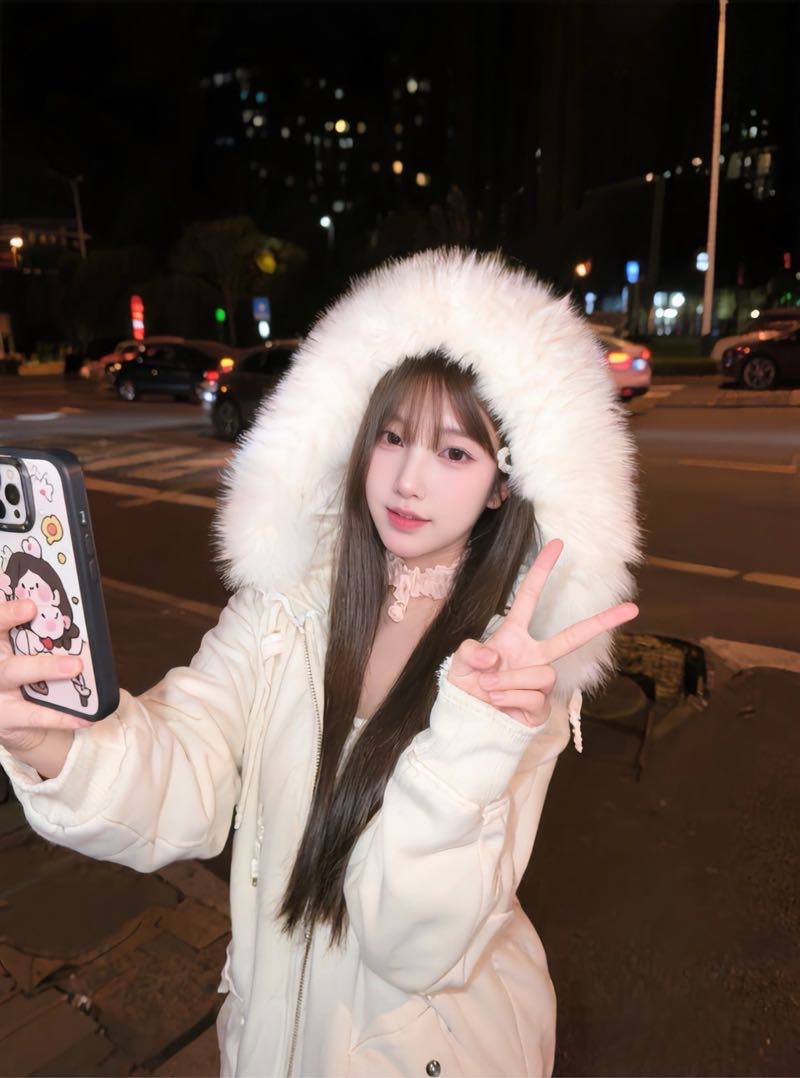 身轻体柔萌妹嘉宁