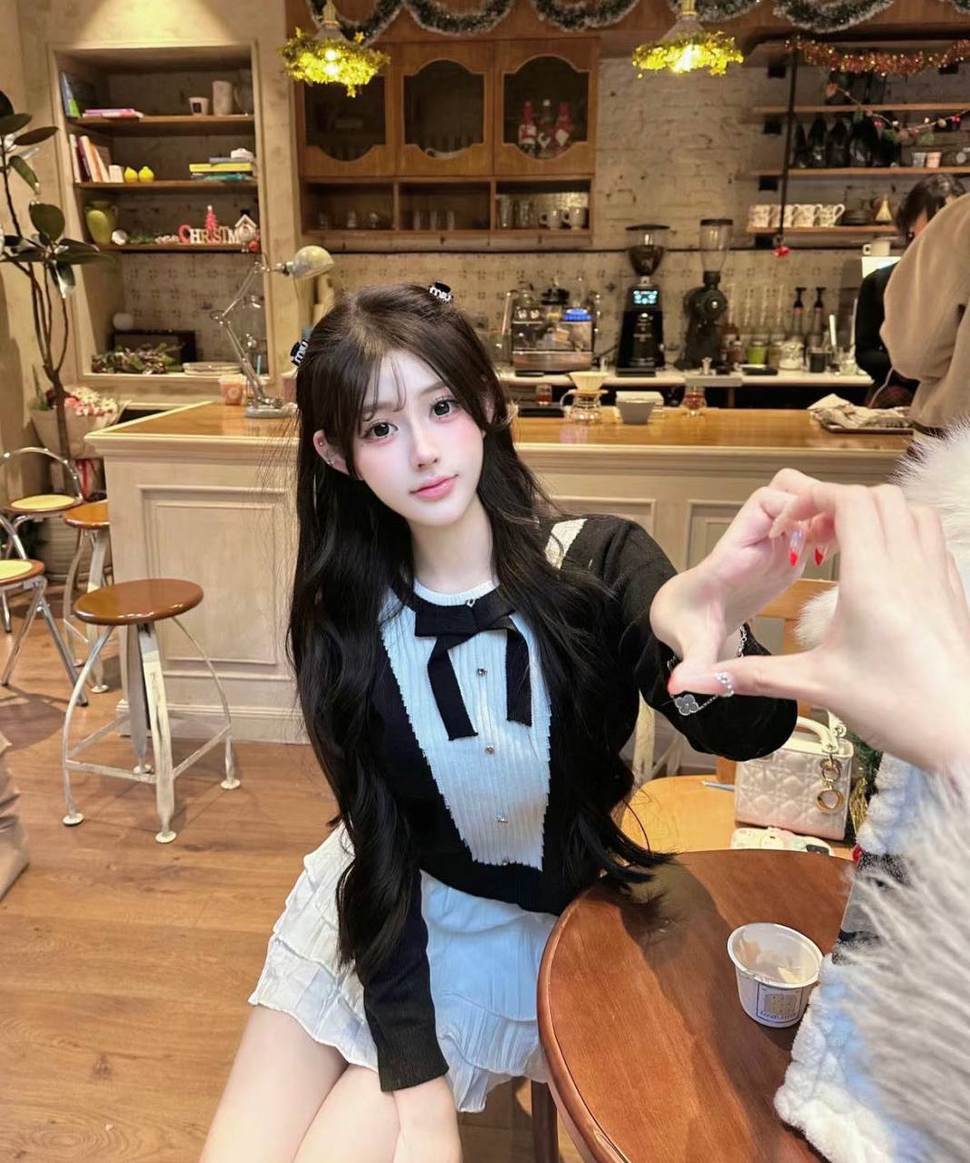 洋气耐看留学生Elvin