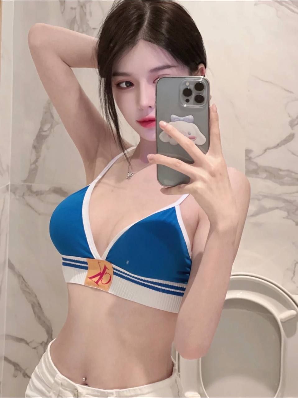 比基尼泳装模特绵绵