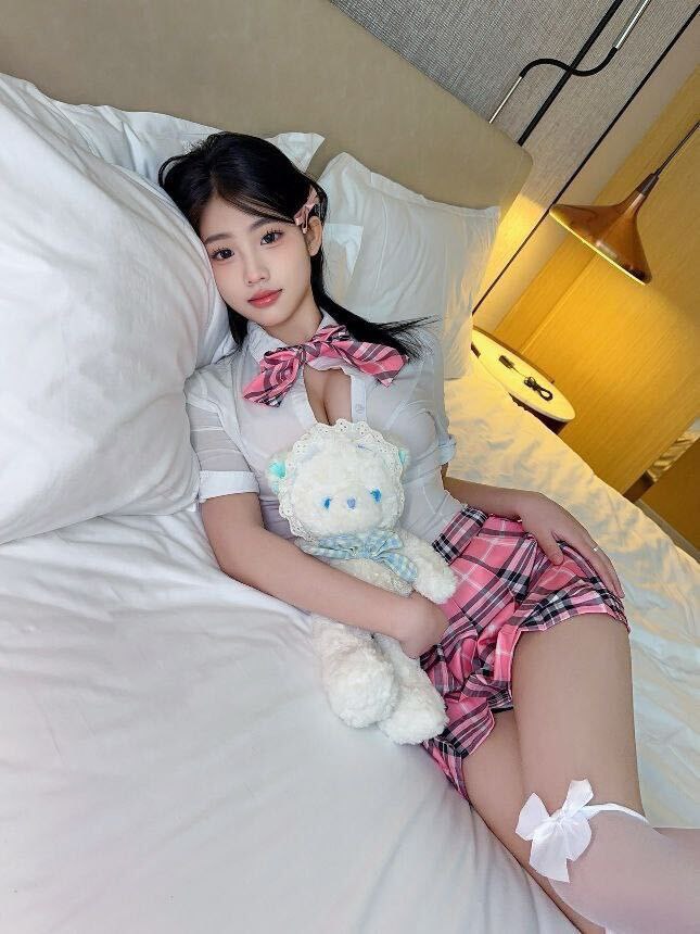 童颜巨乳小渔